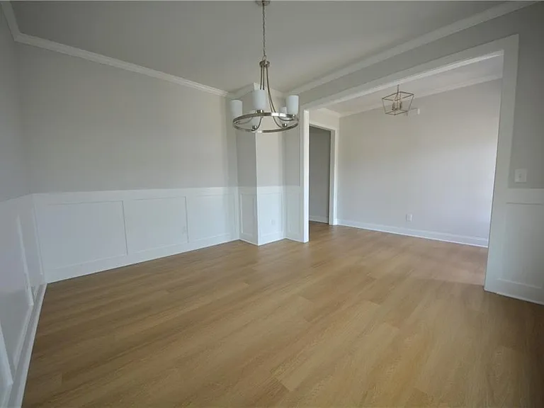 547 Hellen Valley Dr — Photo 16