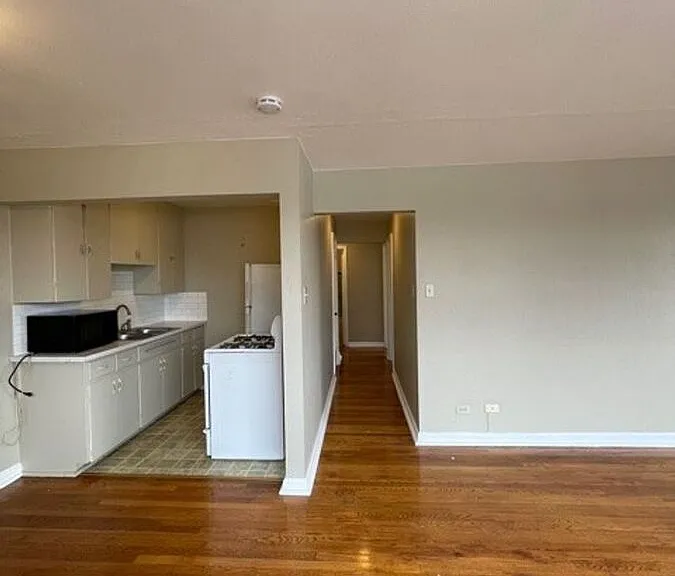 1475 N Cherry St #302 — Photo 5