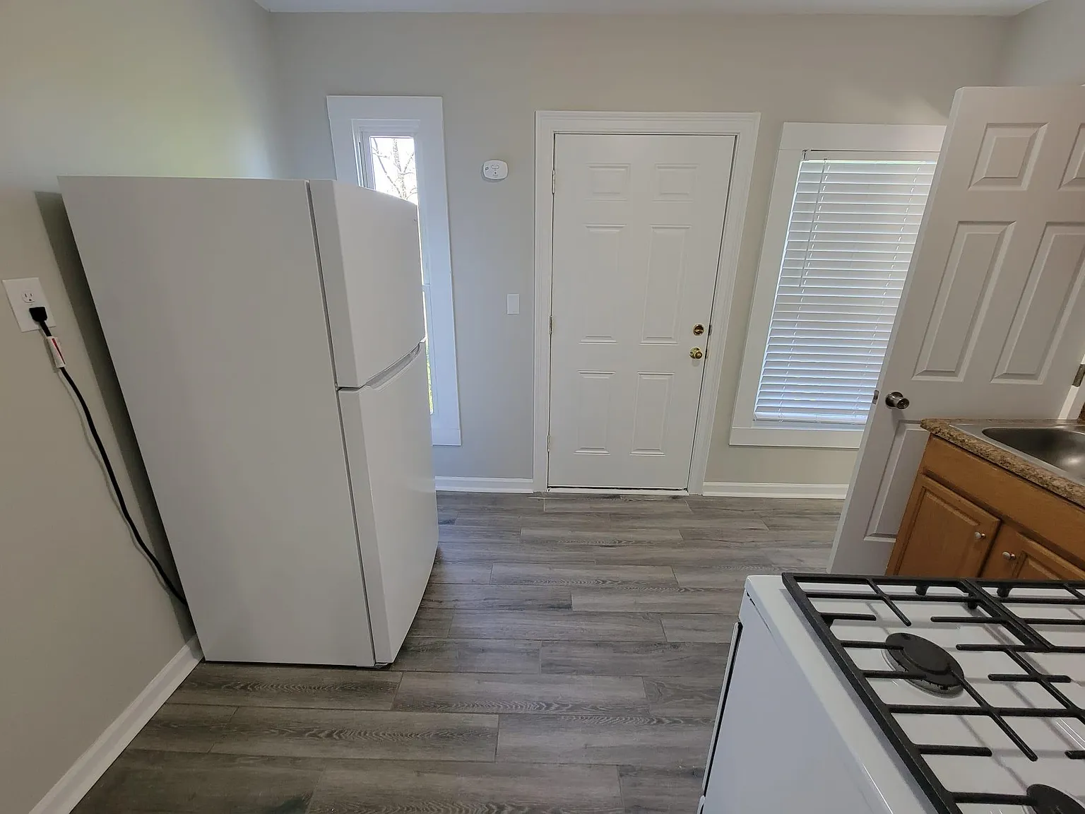 247 Munson St — Photo 4