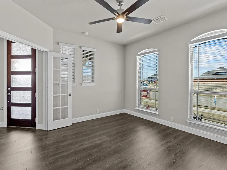 16921 Sandgrass Dr — Photo 11