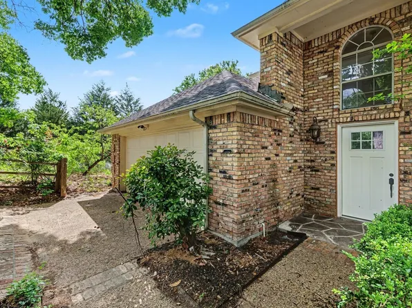 6701 Clear Springs Cir, Garland, TX 75044
