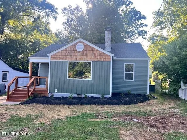 3424 Oak Grove St, Knoxville, TN 37920