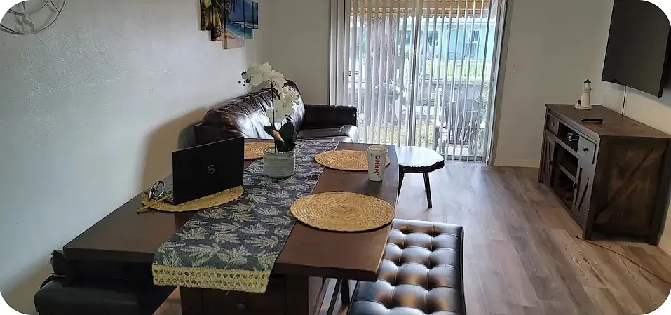 2 bed, 771 sqft, $1,950 — Photo 4