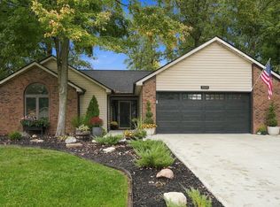 7211 Wood Meadows Ln, Fort Wayne, IN 46835
