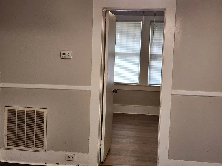 2712 Chestnut St — Photo 10