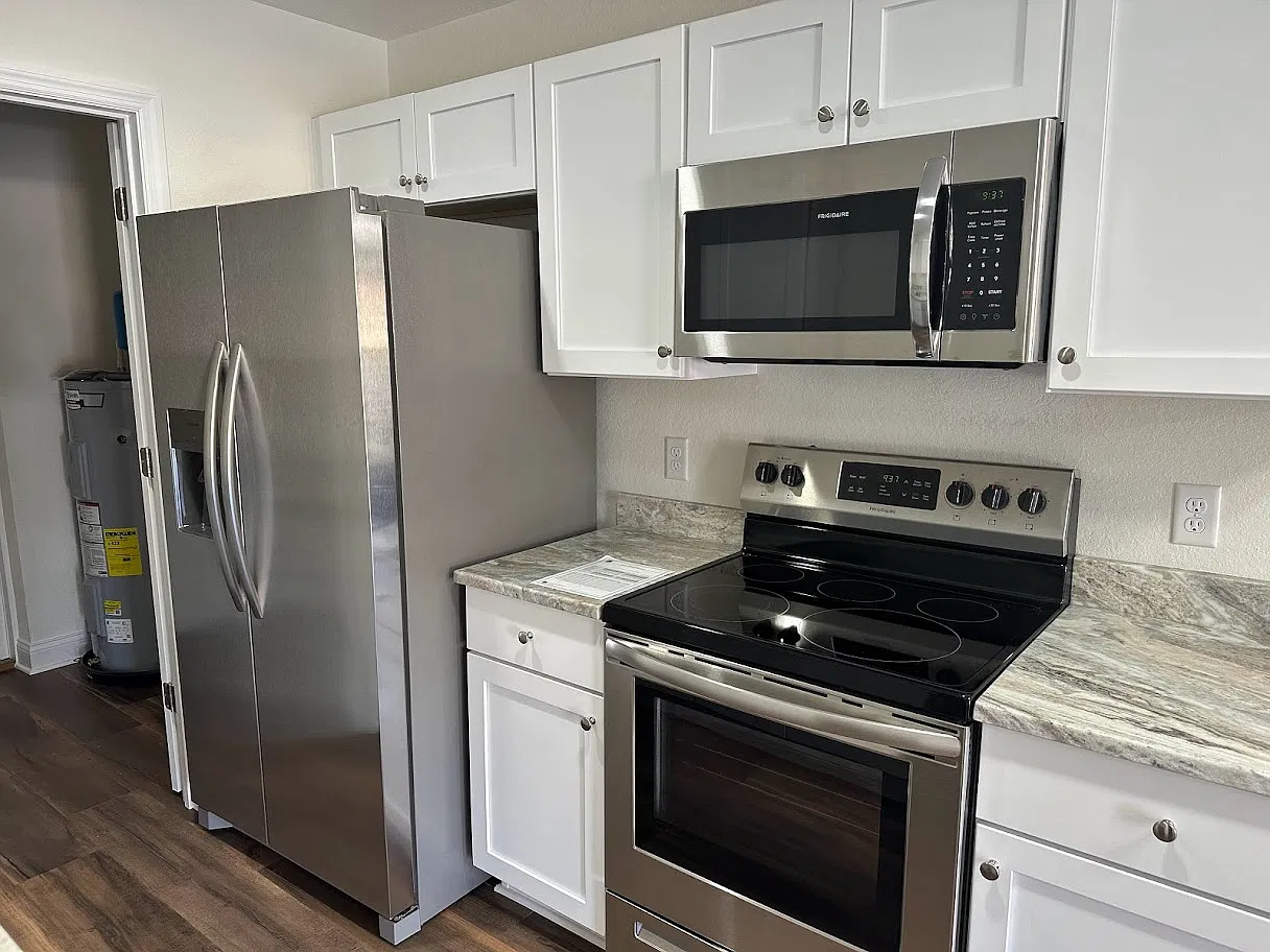 2 bed, 2.0 bath, 900 sqft, $1,550 — Photo 4