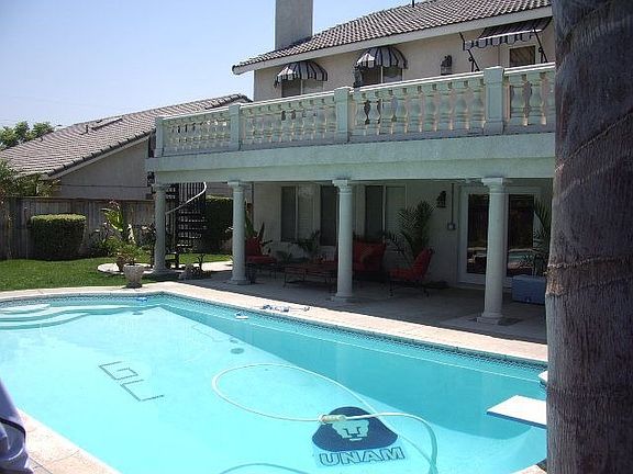 pool view