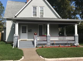 1013 17th Ave, Moline, IL 61265