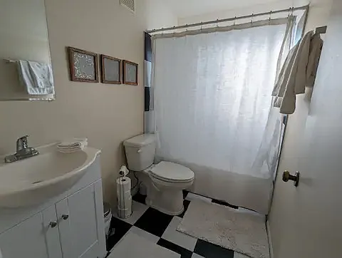 Upstairs Bathroom
