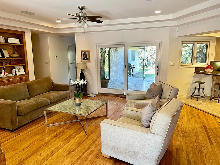 312 Sea Ridge Dr — Photo 10