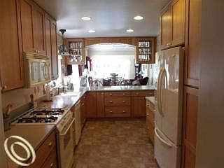 3rd image of 4419 Windiate Park Dr