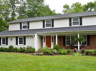 37375 Windy Hill Ln, Solon, OH 44139