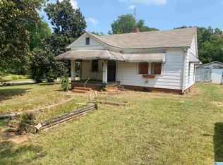 525 9th St S, Bessemer, AL 35020