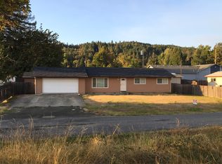 375 E 1st Ave, Sutherlin, OR 97479