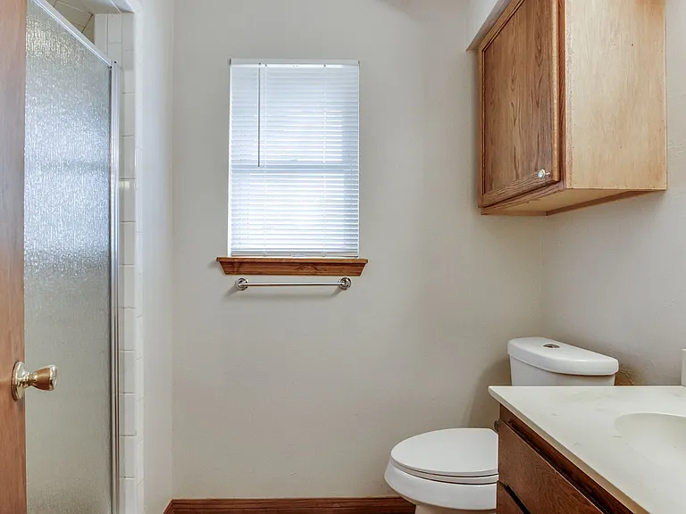 819 N Eagle Ln — Photo 37
