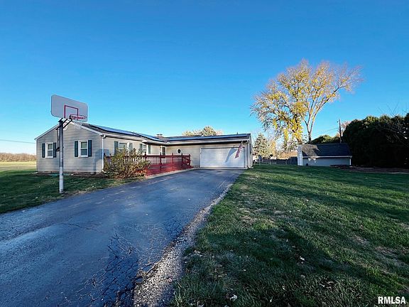 4th image of 1006 E Brookview Ln