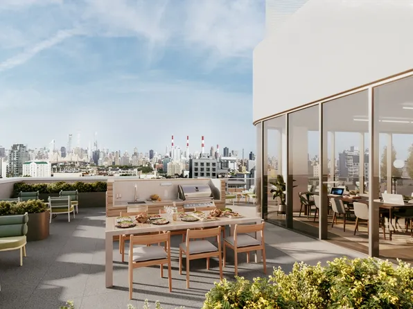 29-17 40th Avenue image 14 of 20