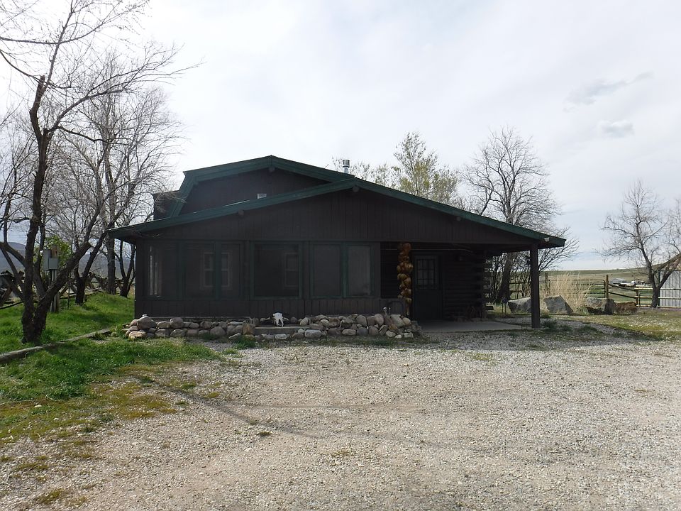 Exterior front of home.