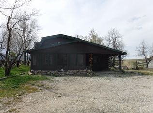 70 Trapper Dr, Lander, WY 82520
