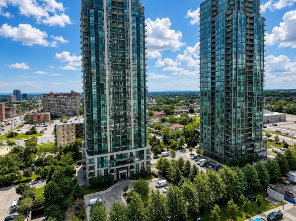 30 Elm Dr W, Mississauga, ON
