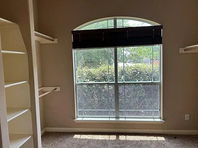19500 Sangremon Way — Photo 18