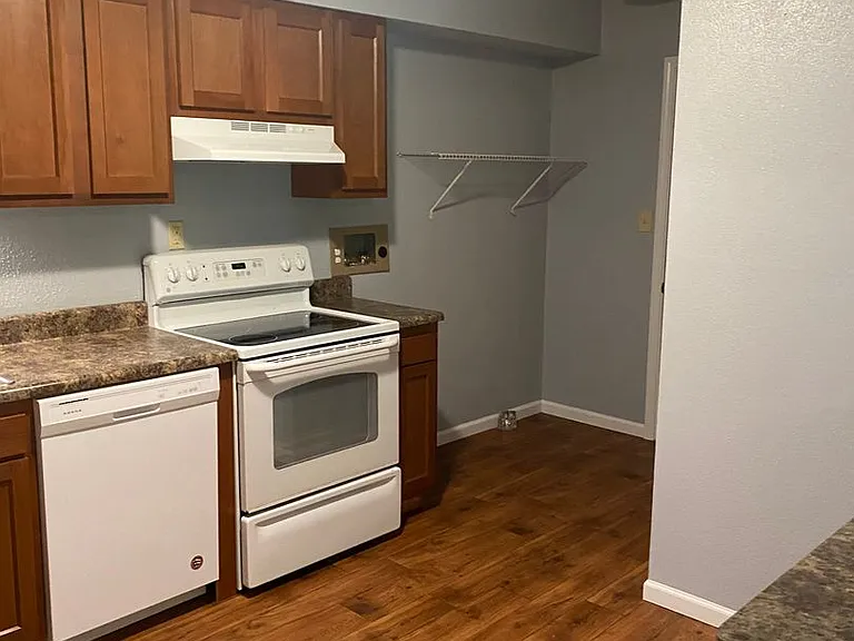 1300 Florida St — Photo 3