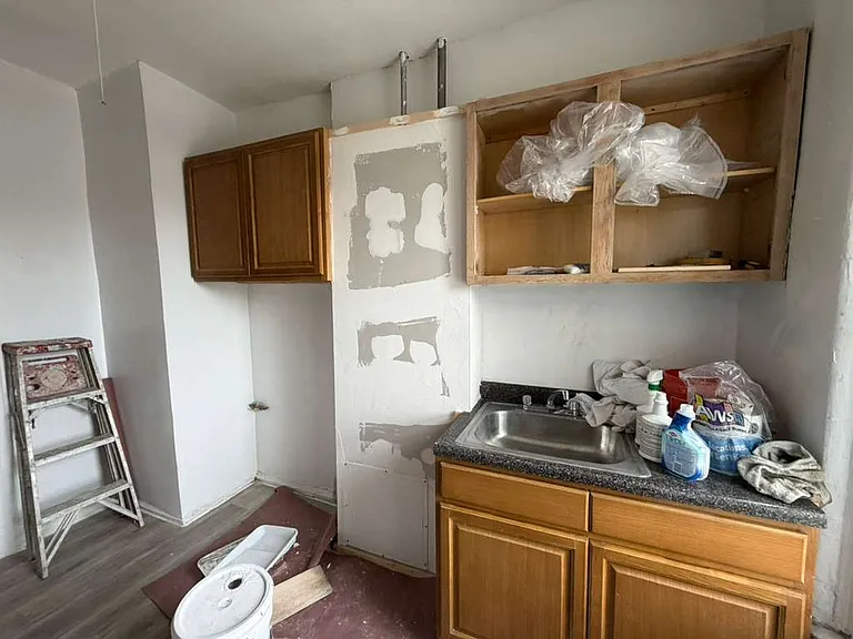 312 E 197th St #4D — Photo 9