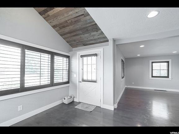 4th image of 1034 E Kensington Ave