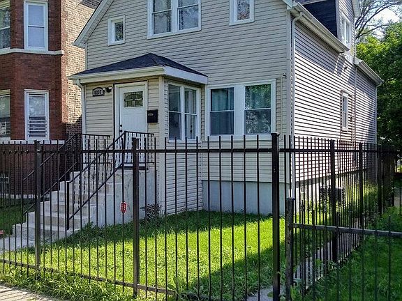2nd image of 8237 S Saginaw Ave