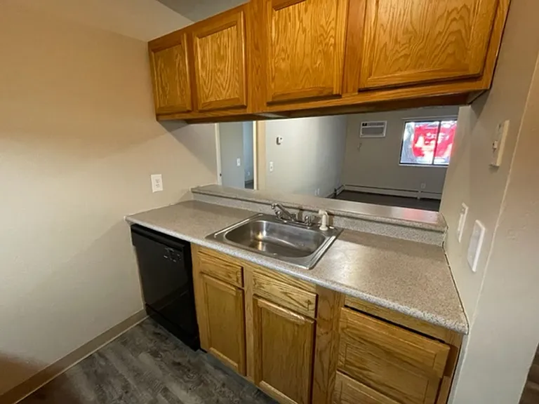 2340 Michael Ave SW — Photo 36