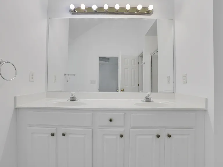 5425 Huntington Mist Dr — Photo 15