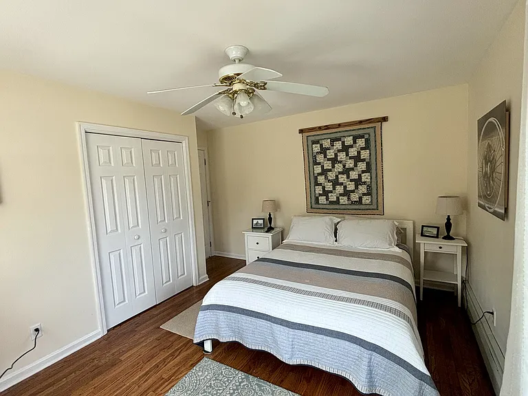 Third Bedroom- Queen Bed