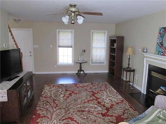 3rd image of 3813 Daniels St