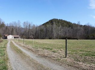 835 Junaluska Rd, Andrews, NC 28901