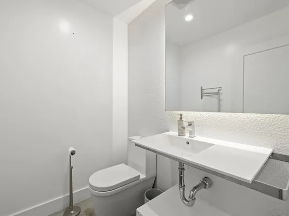 1076 River Road image 24 of 40