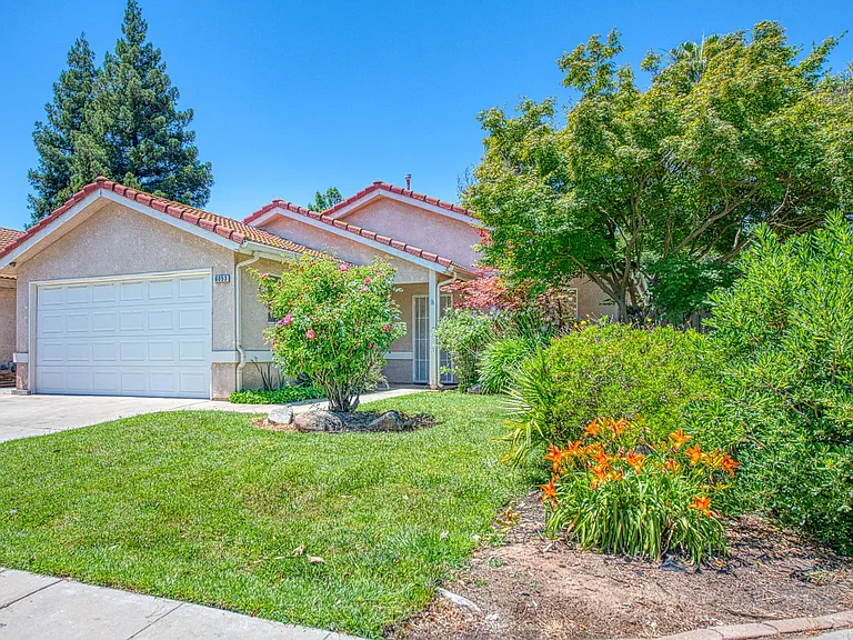 6053 N Mitre Ave — Photo 44