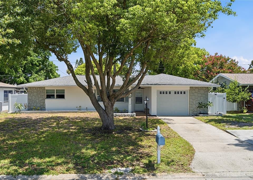 1st image of 2190 SCOTLAND DRIVE
