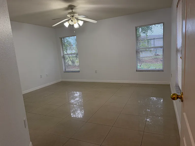 6759 Krenson Oaks Cir — Photo 23