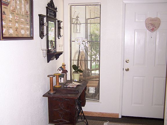 Spacious Entry
