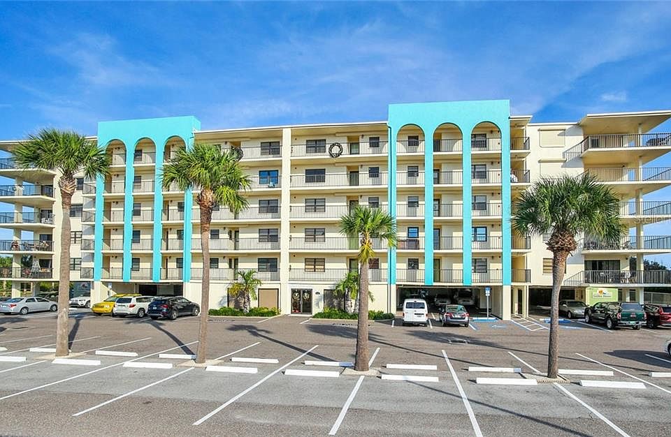 1st image of 19531 Gulf Blvd APT 416