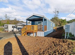 201 NE Peggy Ave #13, Roseburg, OR 97470