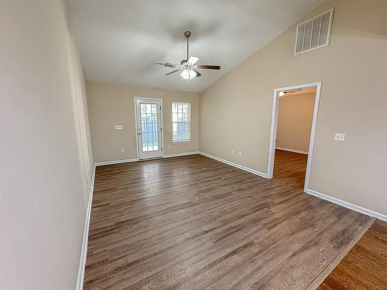 117 Buckhaven Way — Photo 18