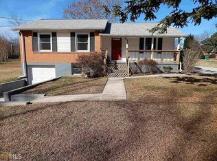 3076 Highland Dr SE, Smyrna, GA 30080