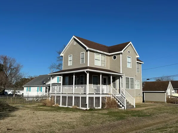 7305 Grace St, Chincoteague Island, VA 23336