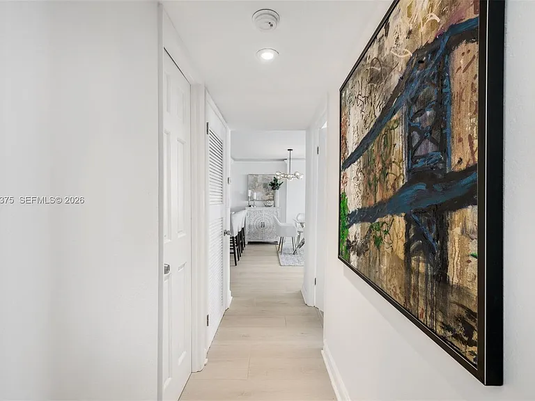 600 NE 36th St #1414 — Photo 12