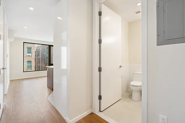 Rented by Living New York | media 22