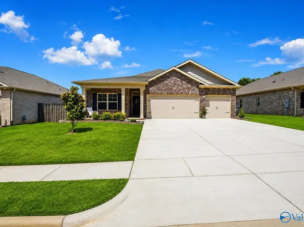 312 Sandy Oak Dr, Harvest, AL 35749