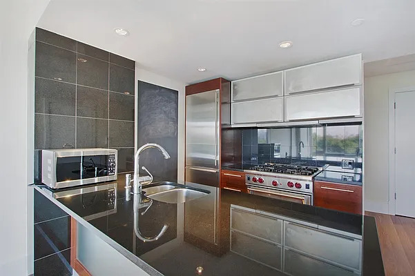 Rented by Corcoran | media 39