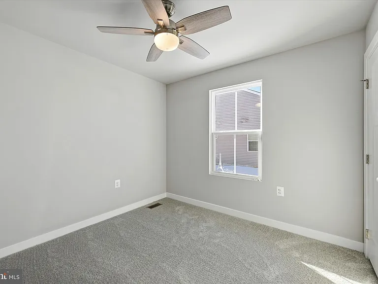 313 Switchgrass Ct — Photo 11
