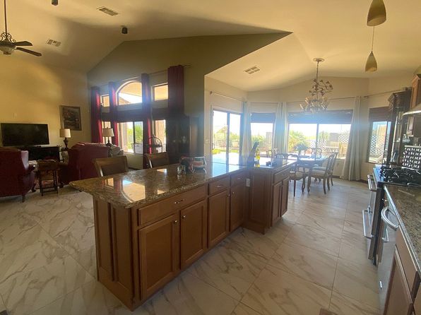 39930 S Mountain Shadow Dr